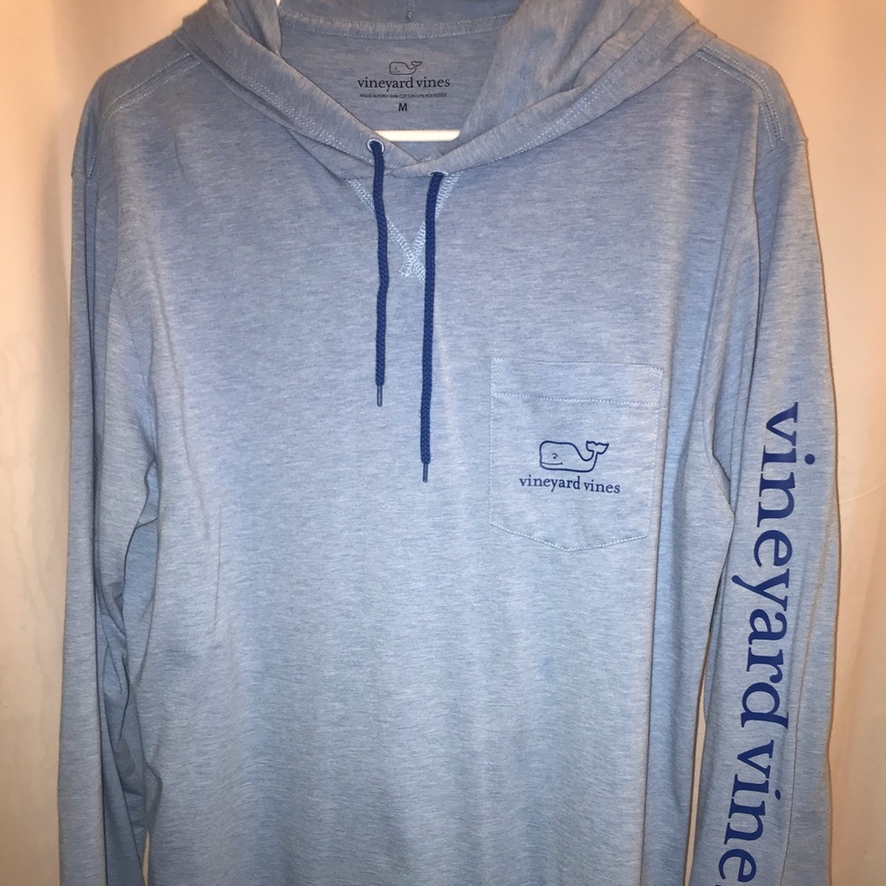 Brand new, Vineyard vines men medium blue pullover